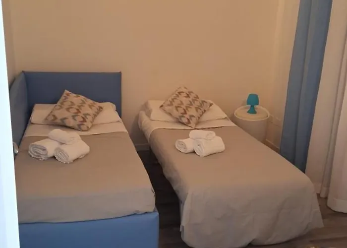 Home Suites Home