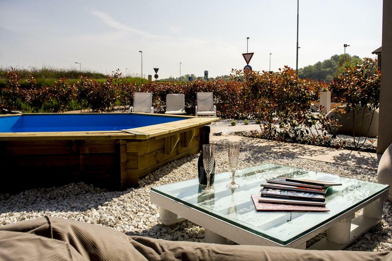 Home Suites Home 2*