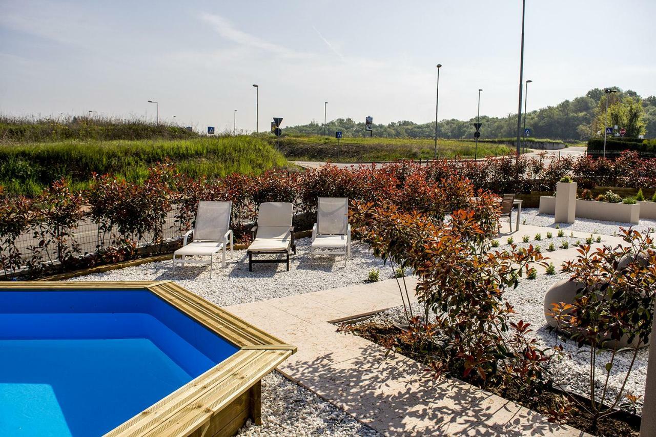 Home Suites Home Guest house 2*