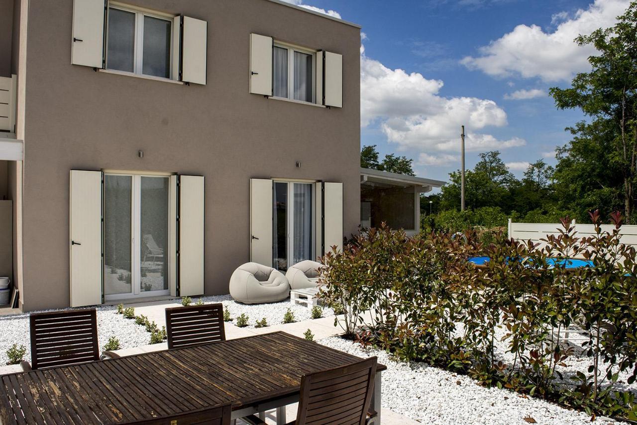 Home Suites Home 2* Salionze